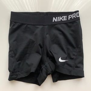 NIKE PRO DRI-FIT SHORTS